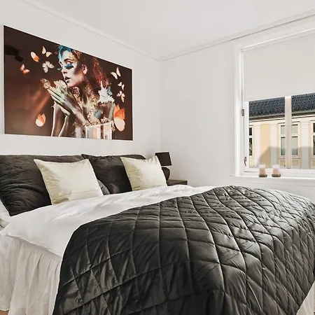 Lejlighed Modern & Chic Luxurious Details *
