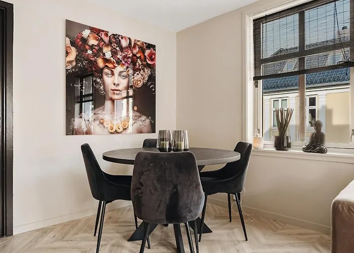 Modern & Chic Luxurious Details *