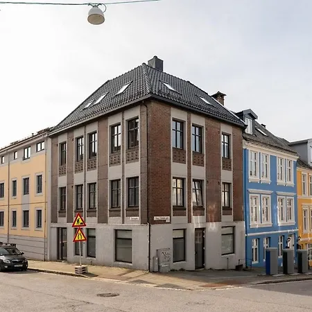 Modern & Chic Luxurious Details